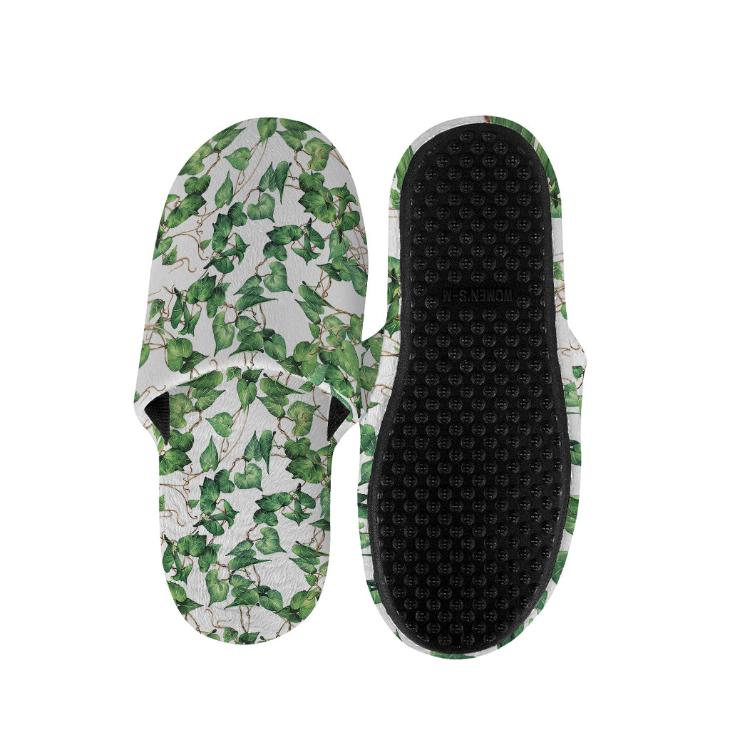 Watercolor Ivy Leaf Pattern Print Slippers