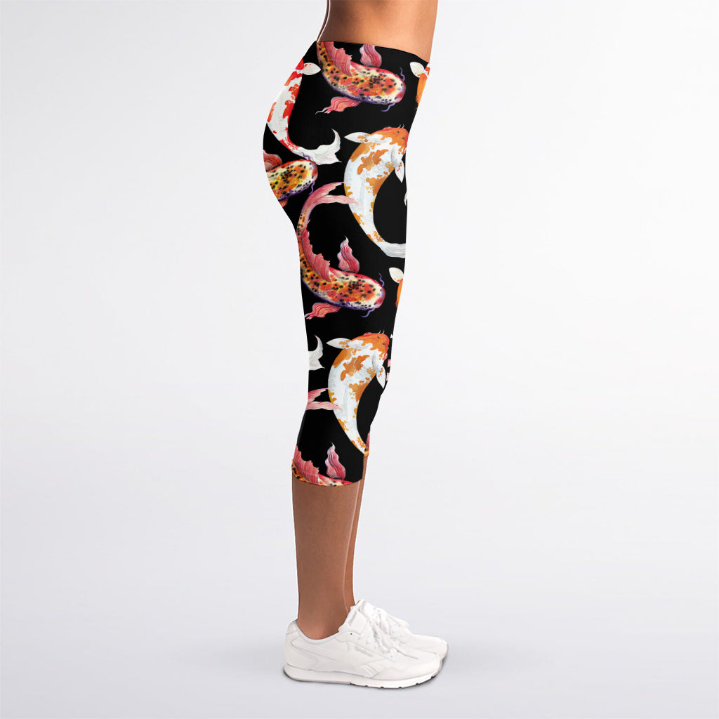 Watercolor Koi Carp Fish Pattern Print Women's Capri Leggings