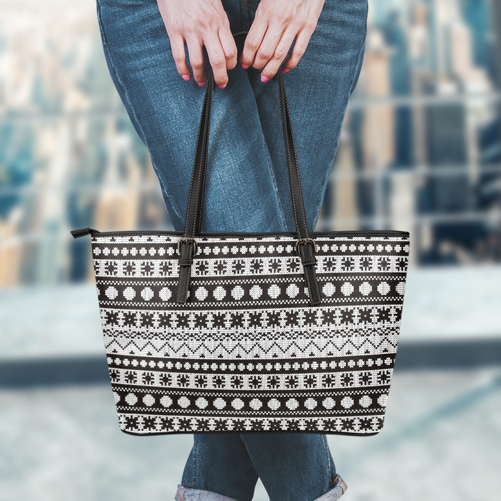 White And Black Knitted Pattern Print Leather Tote Bag