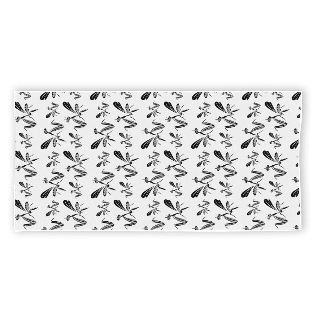 White And Black Mantis Pattern Print Beach Towel
