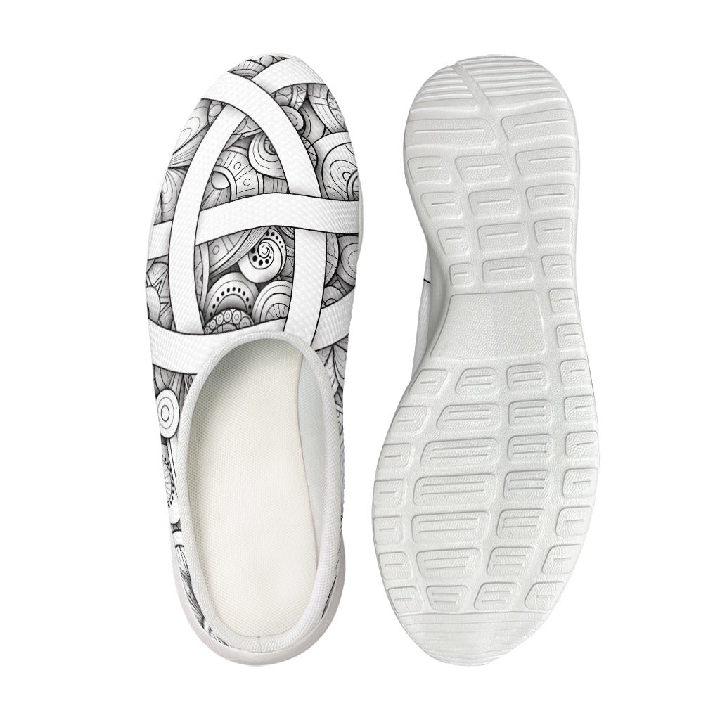 White Celtic Trinity Knot Symbol Print Mesh Casual Shoes