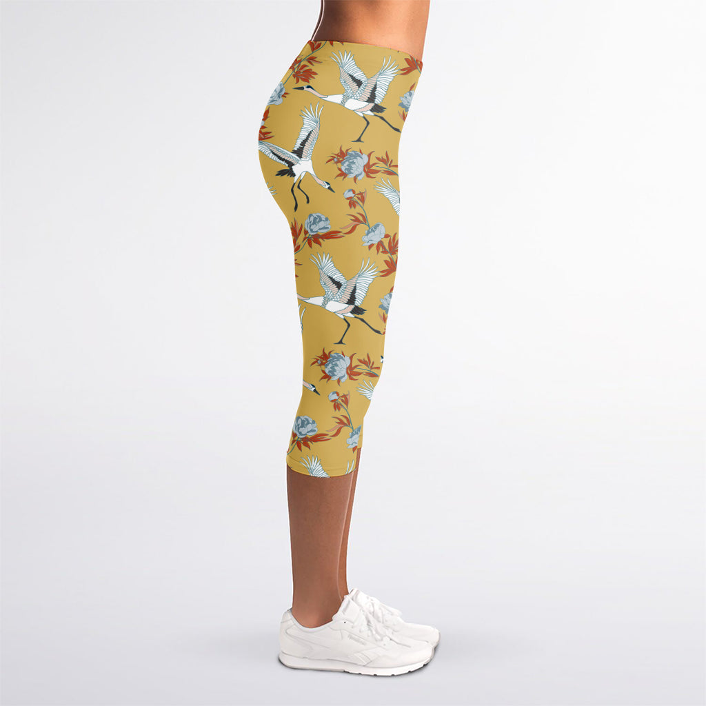 White Japanese Cranes Pattern Print Women's Capri Leggings