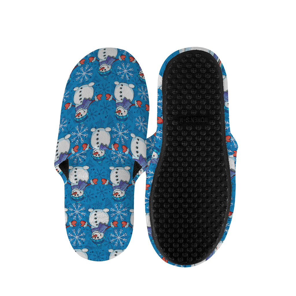 Winter Snowman Pattern Print Slippers