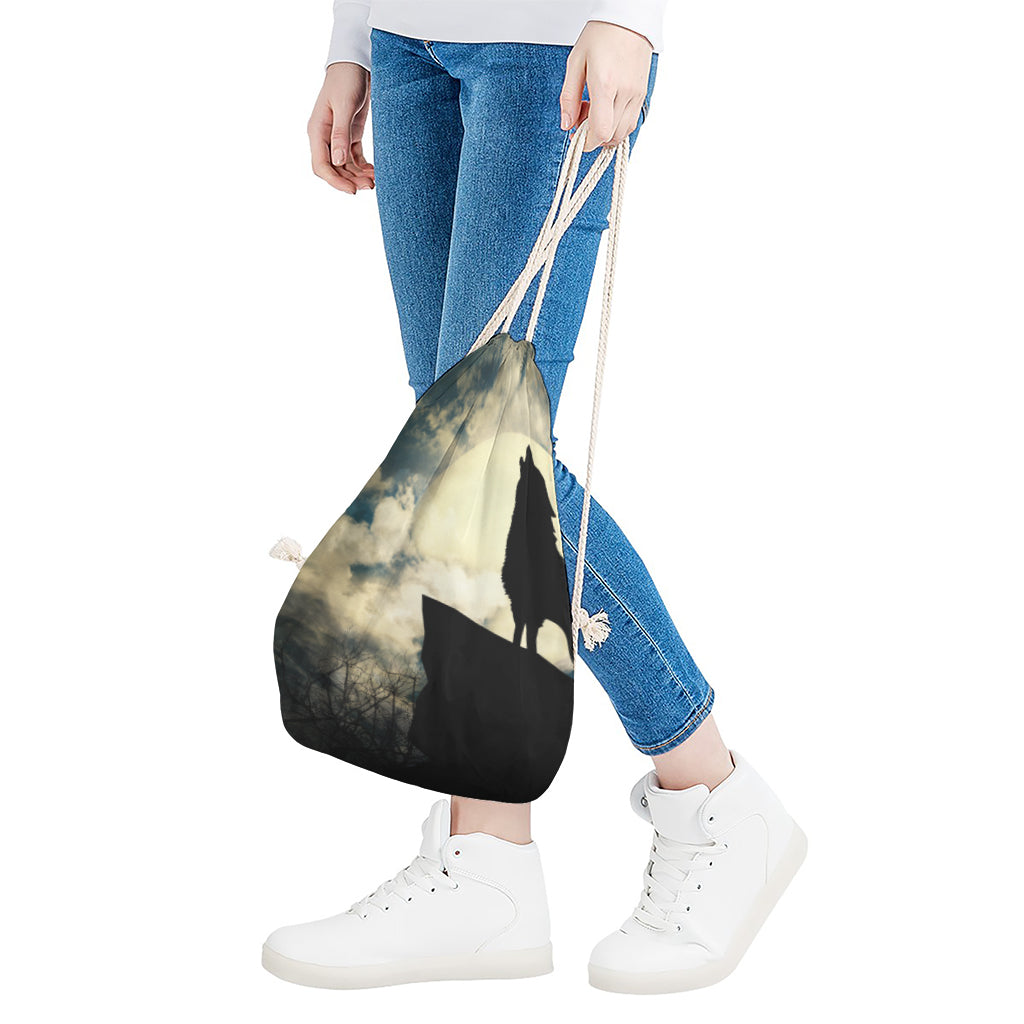 Wolf Howling At The Full Moon Print Drawstring Bag