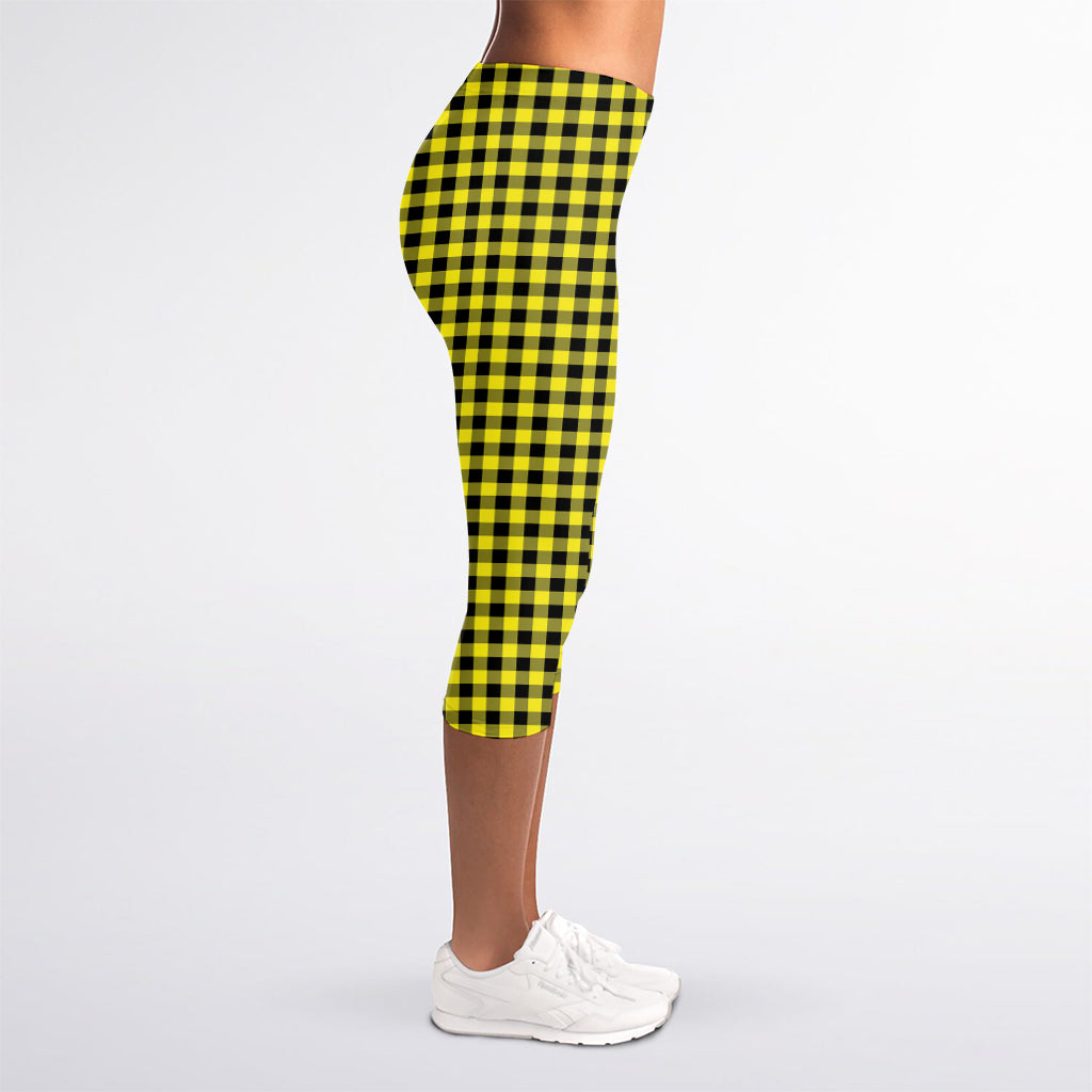 Yellow And Black Check Pattern Print Women's Capri Leggings