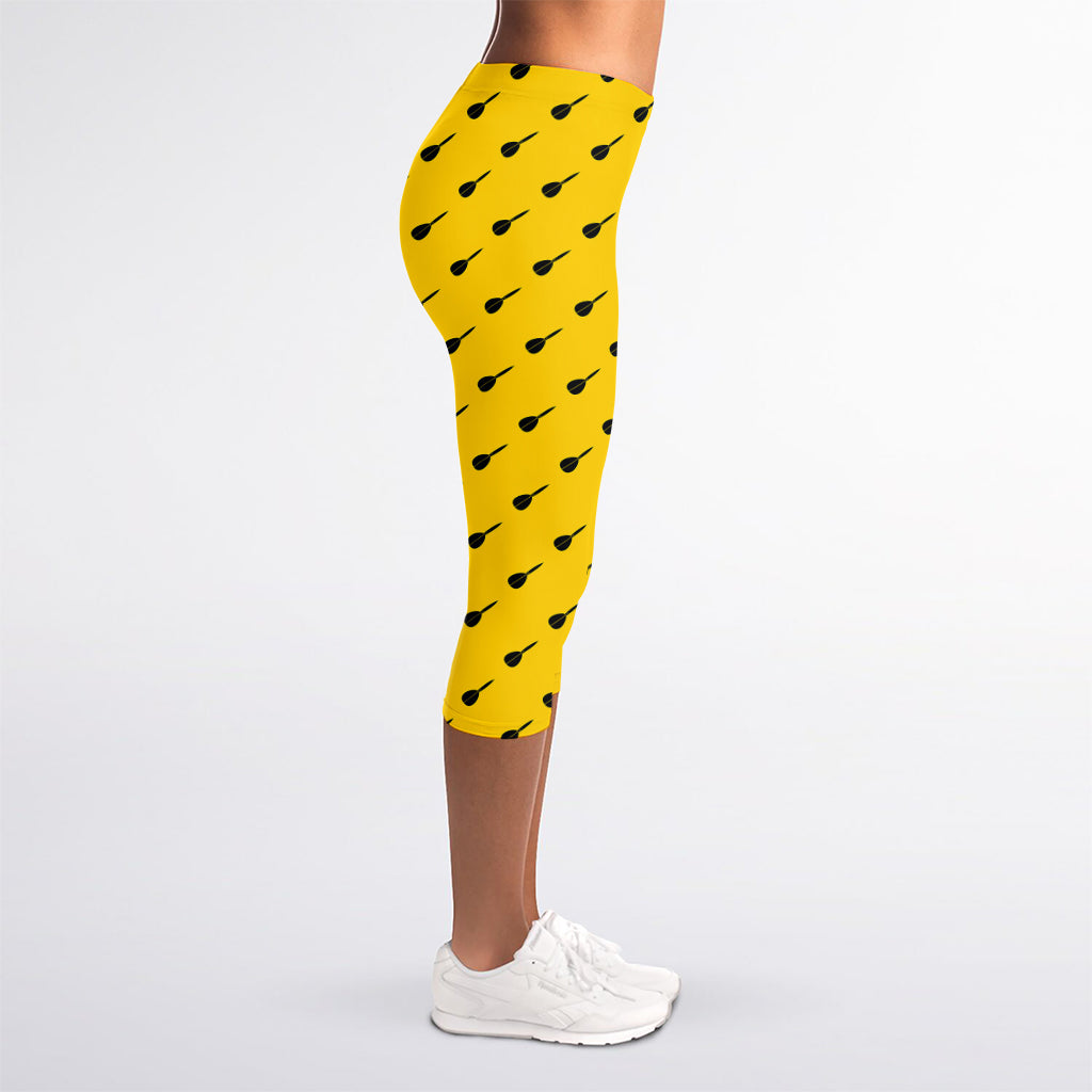 Yellow And Black Dart Pattern Print Women's Capri Leggings