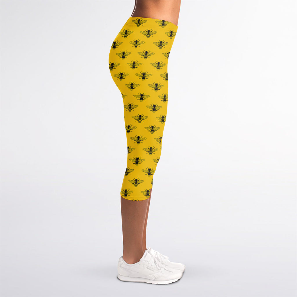 Yellow Bee Pattern Print Women's Capri Leggings