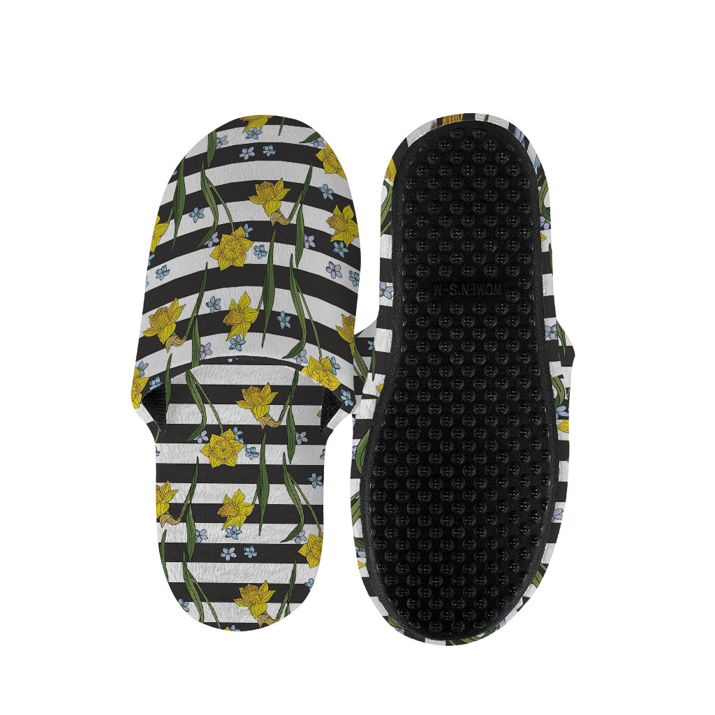 Yellow Daffodil Striped Pattern Print Slippers