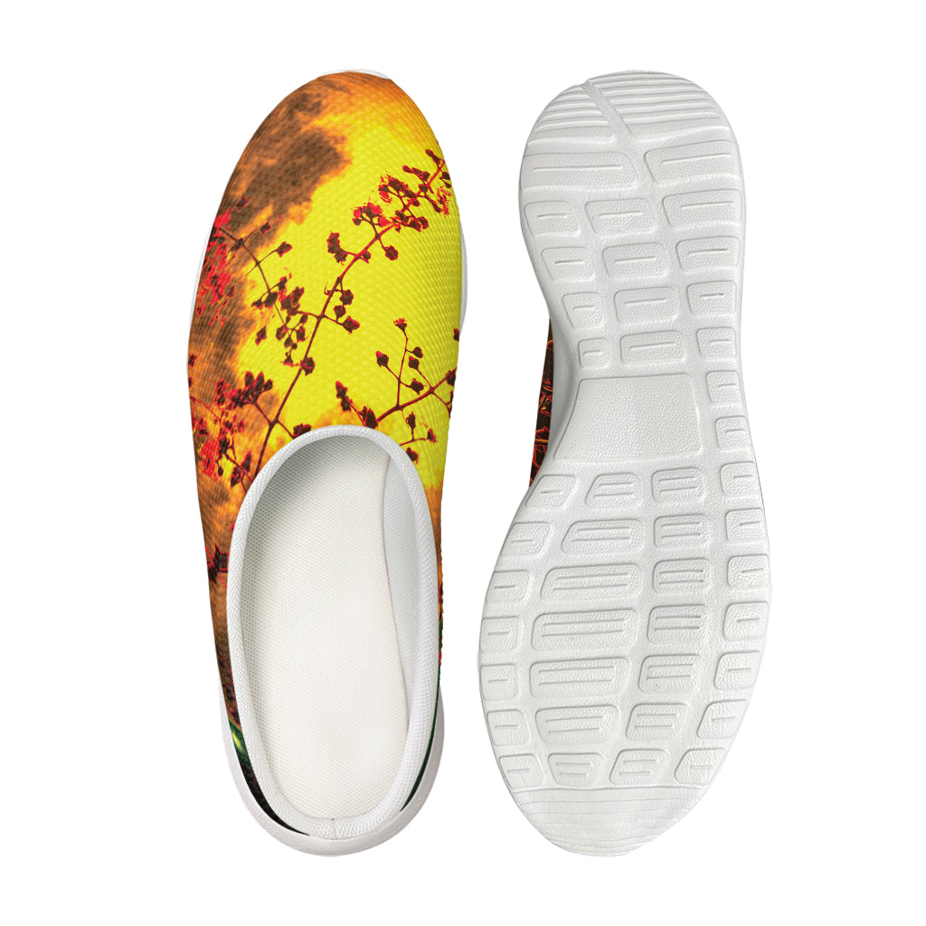 Yellow Full Moon Print Mesh Casual Shoes