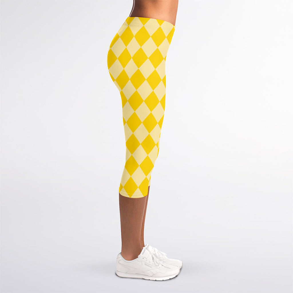 Yellow Harlequin Pattern Print Women's Capri Leggings
