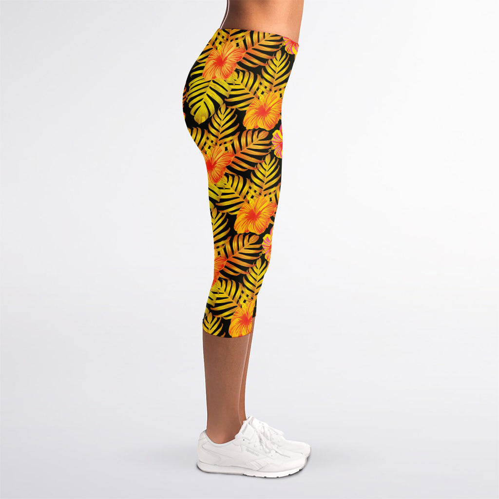 Yellow Hawaiian Tropical Pattern Print Women's Capri Leggings