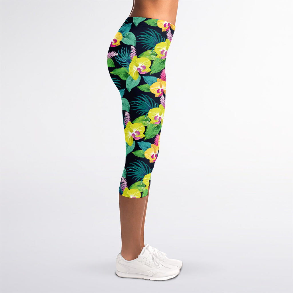 Yellow Orchid Pattern Print Women's Capri Leggings