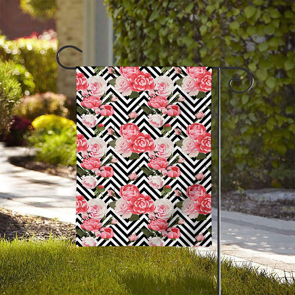Zigzag Peony And Rose Pattern Print House Flag