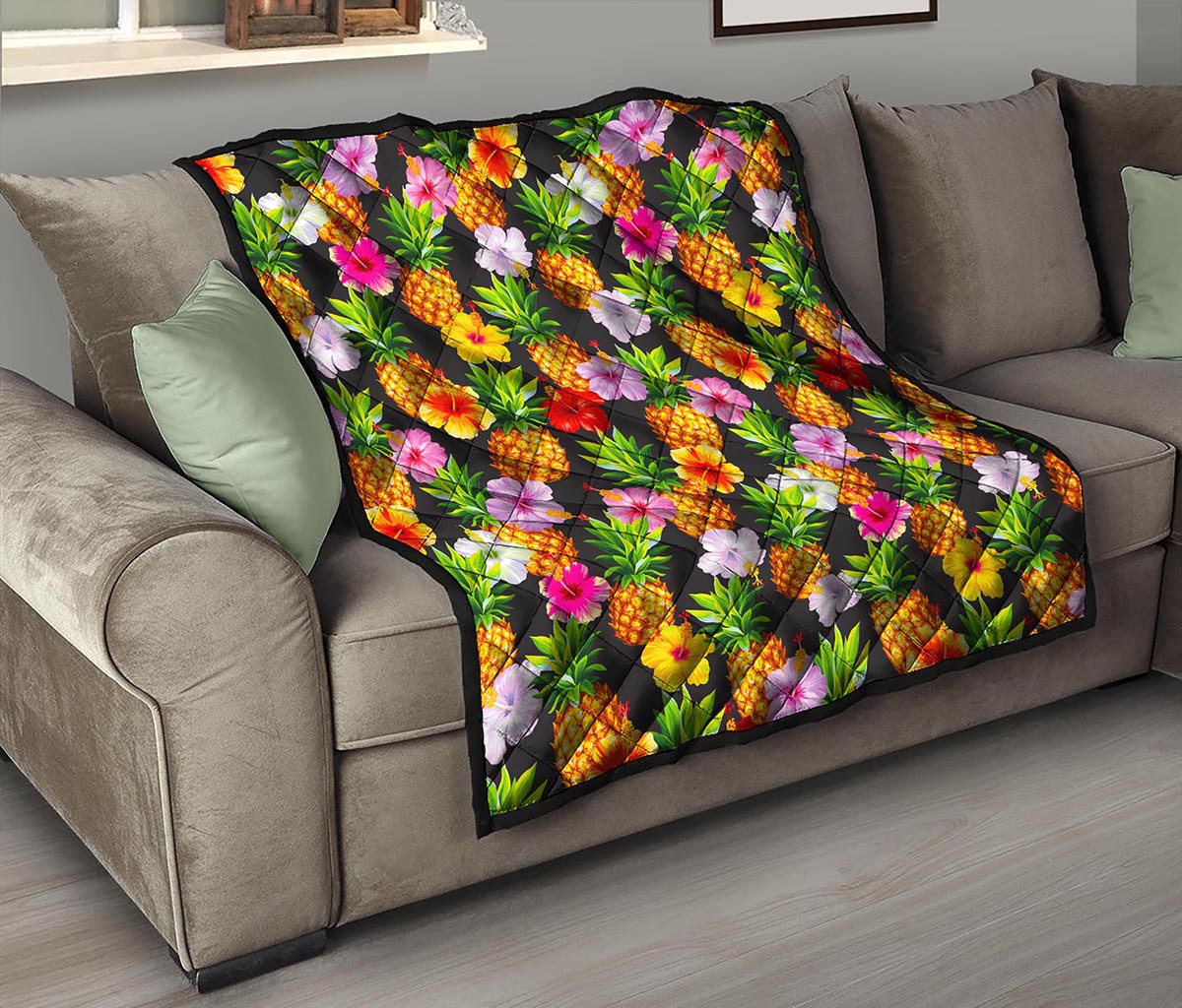 Aloha Hibiscus Pineapple Pattern Print Quilt