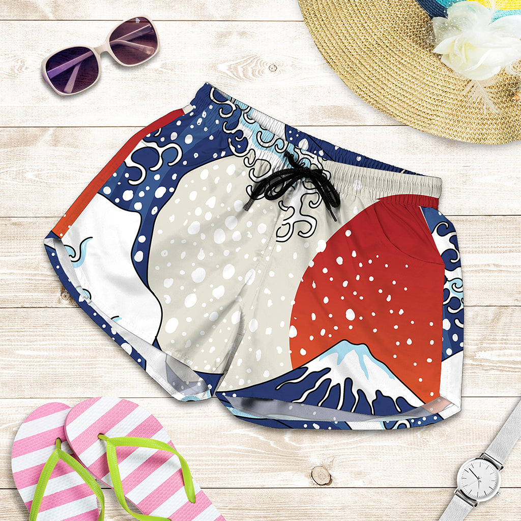 Ancient Great Japanese Wave Print Women's Shorts
