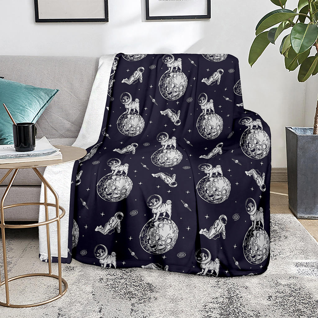 Astronaut Pug In Space Pattern Print Blanket