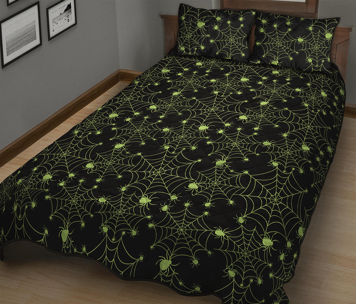 Black And Green Spider Web Pattern Print Quilt Bed Set