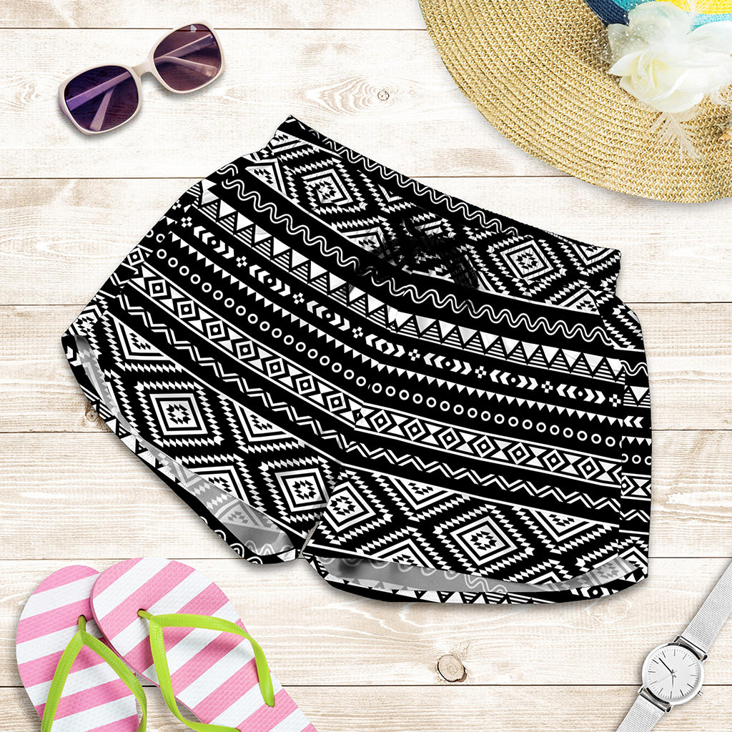 Black And White Aztec Ethnic Print Women's Shorts
