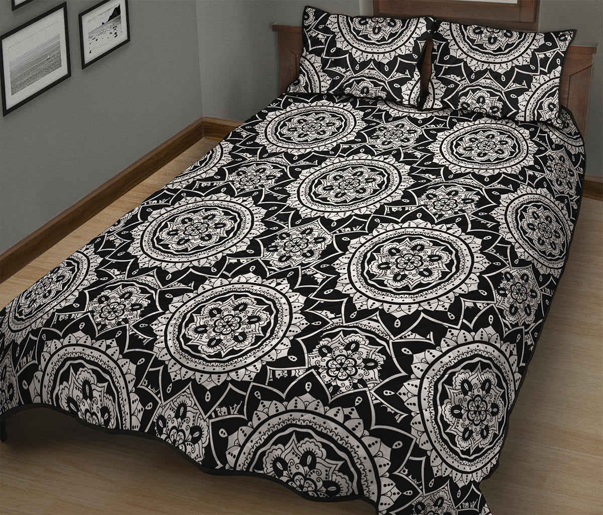 Black And White Boho Mandala Print Quilt Bed Set