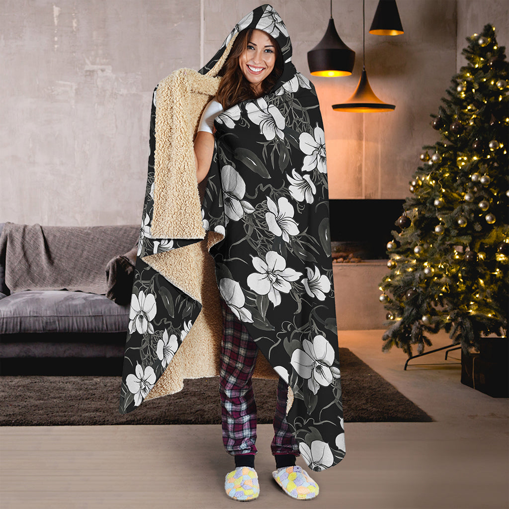 Black And White Cattleya Pattern Print Hooded Blanket