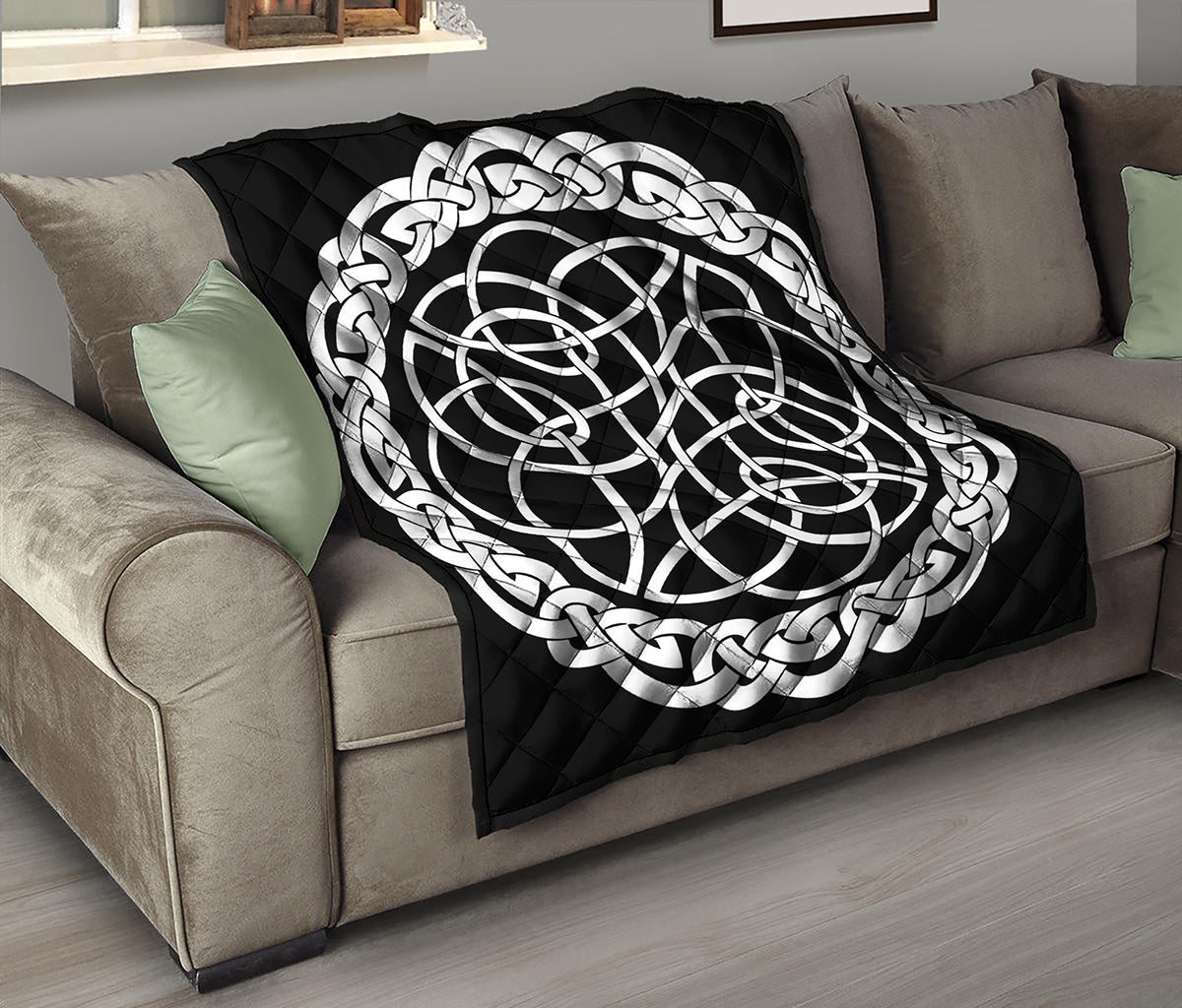 Black And White Celtic Knot Print Quilt