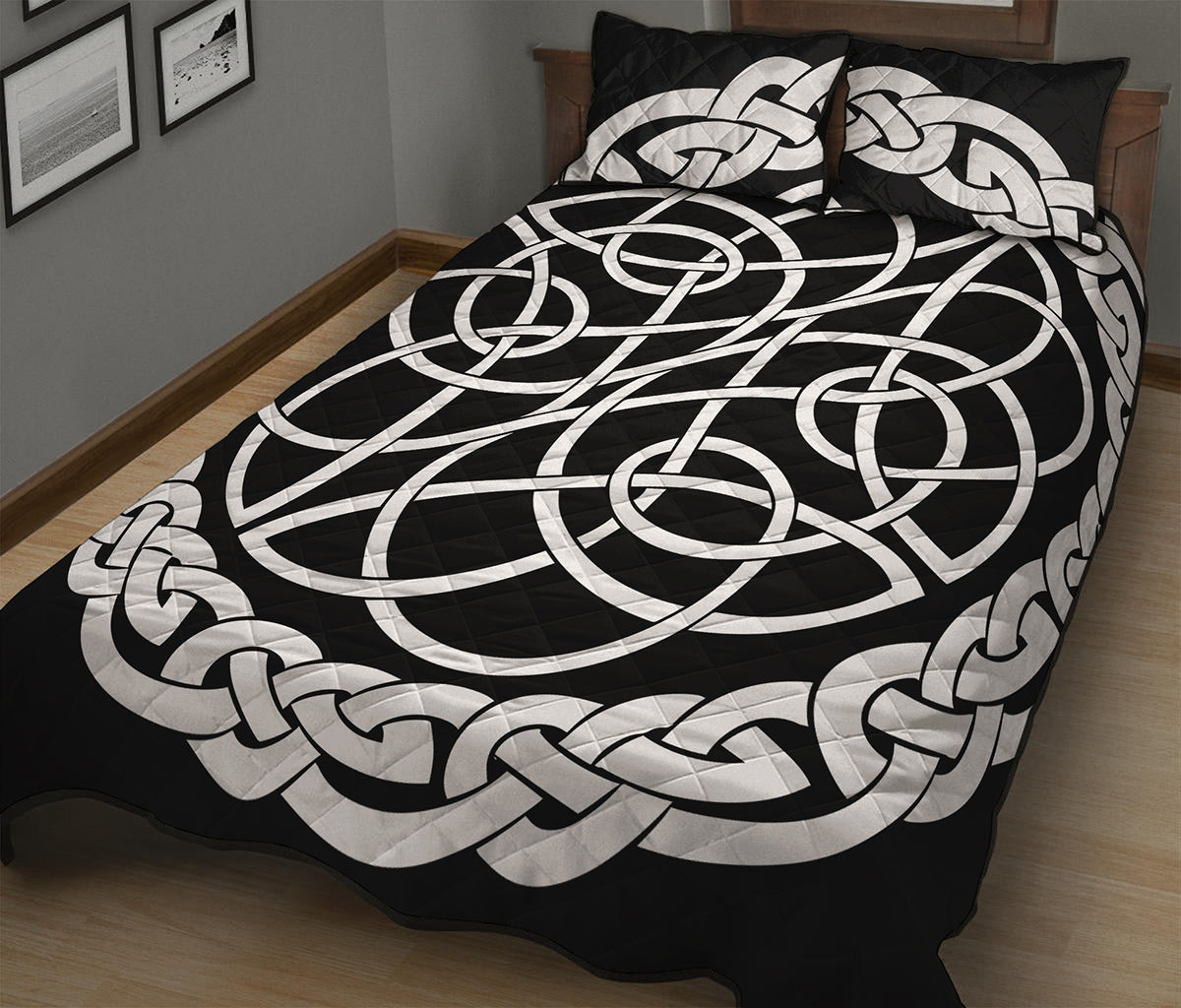 Black And White Celtic Knot Print Quilt Bed Set