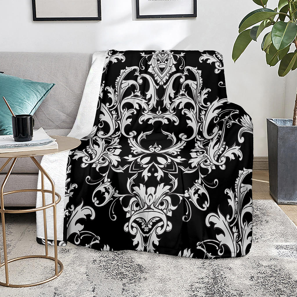 Black And White Damask Pattern Print Blanket