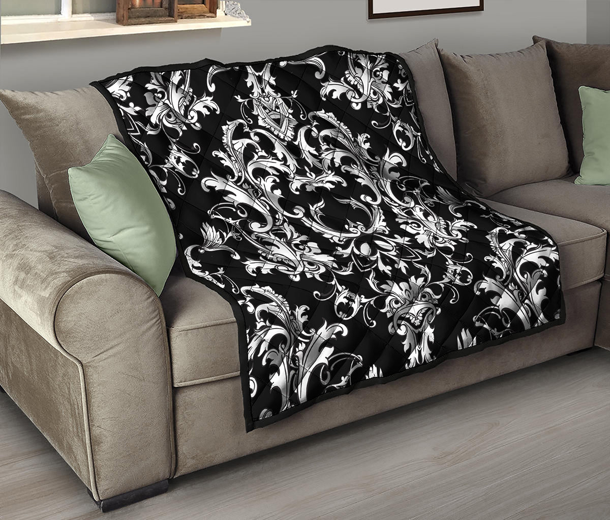 Black And White Damask Pattern Print Quilt