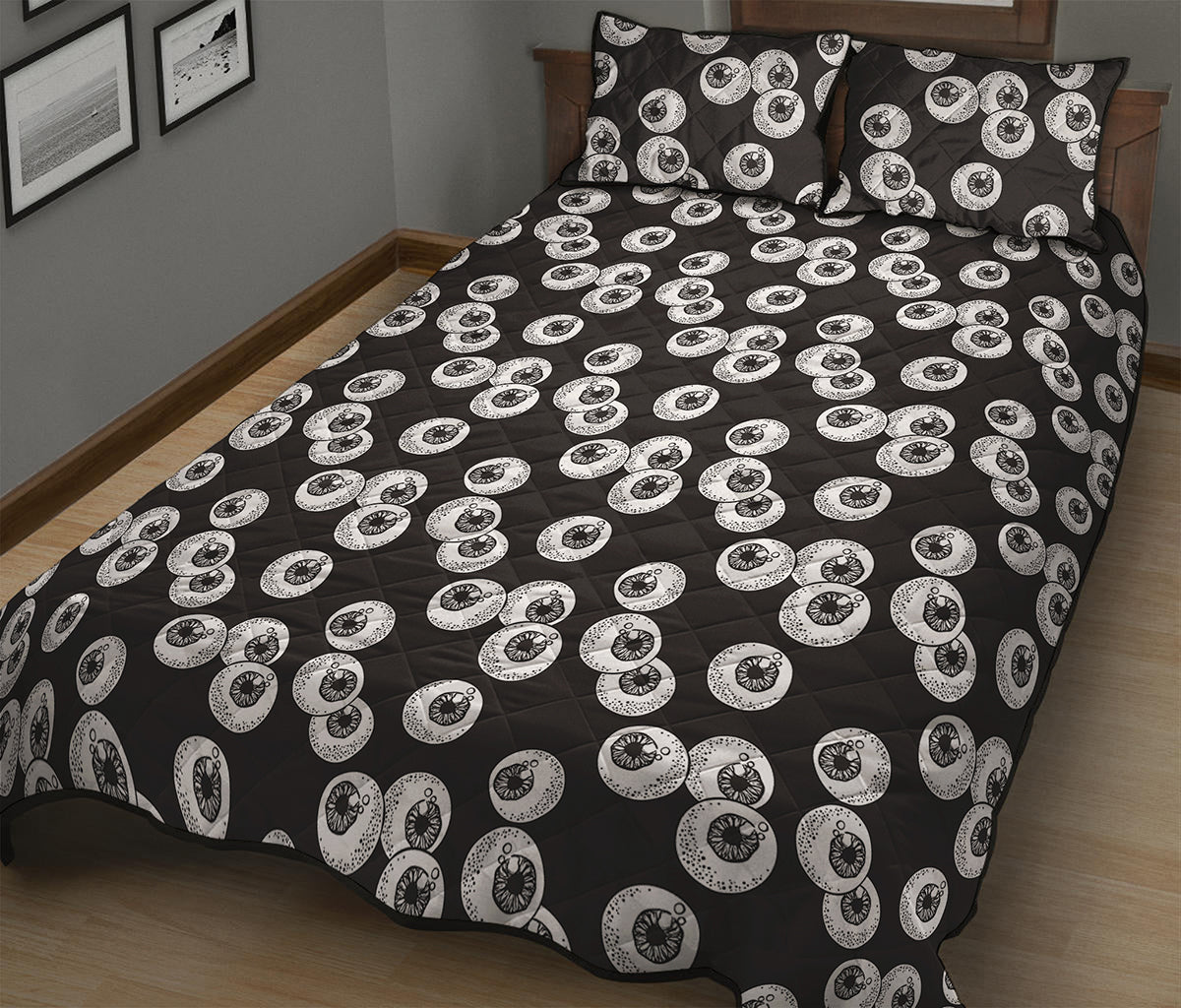 Black And White Eyeball Pattern Print Quilt Bed Set