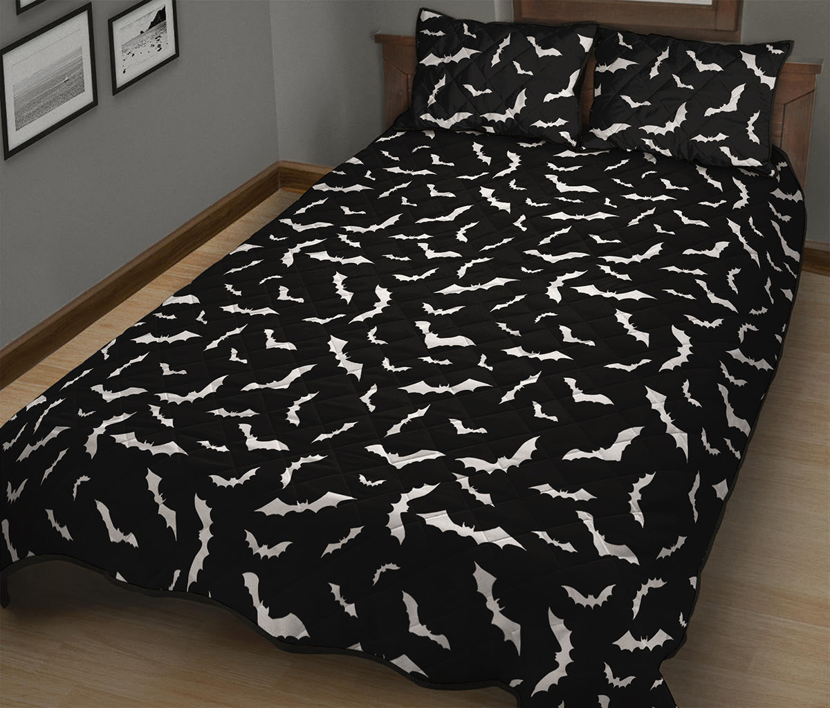 Black And White Halloween Bat Print Quilt Bed Set