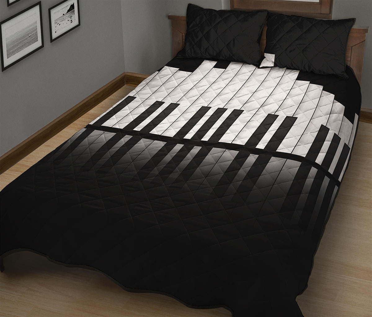 Black And White Piano Keyboard Print Quilt Bed Set