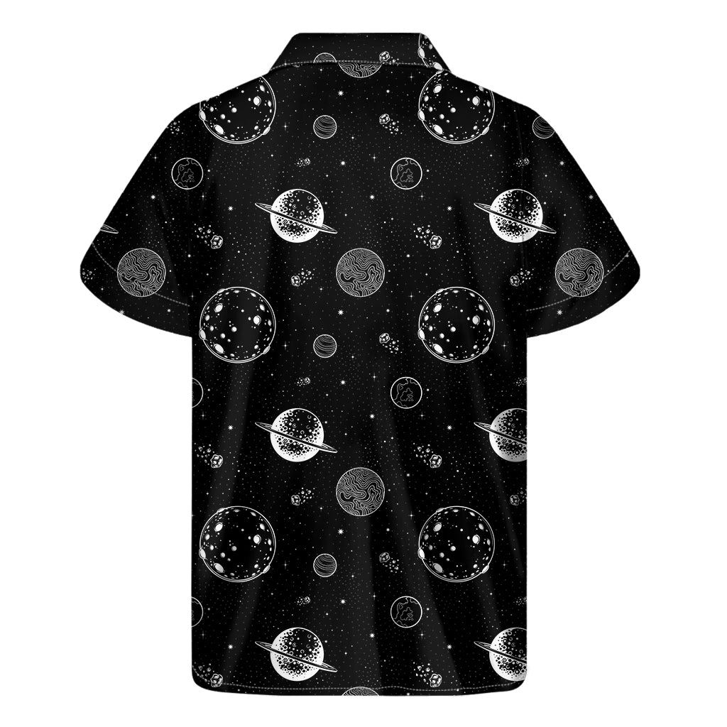 Black And White Planets Pattern Print Men's Short Sleeve Shirt
