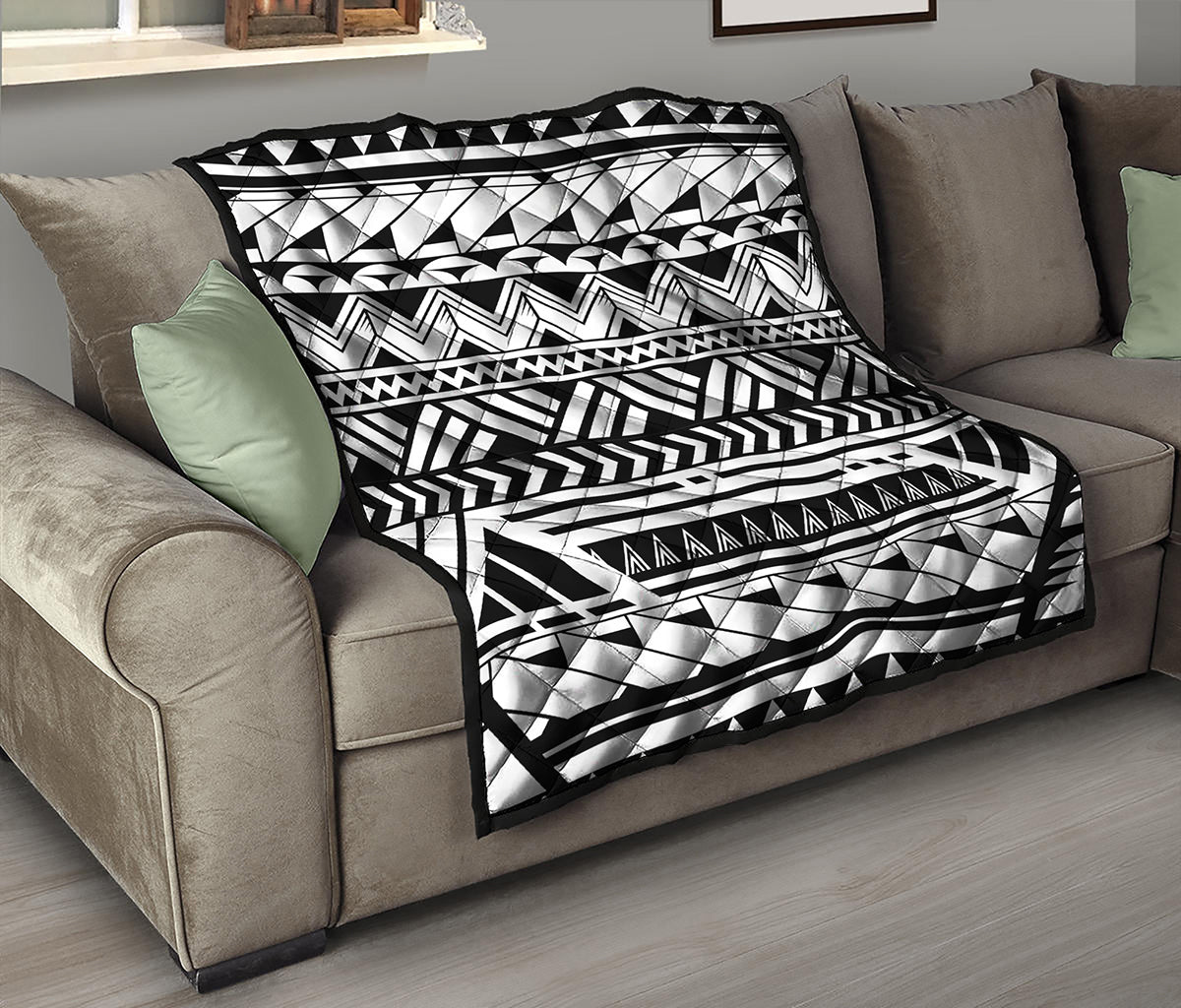 Black And White Polynesian Pattern Print Quilt