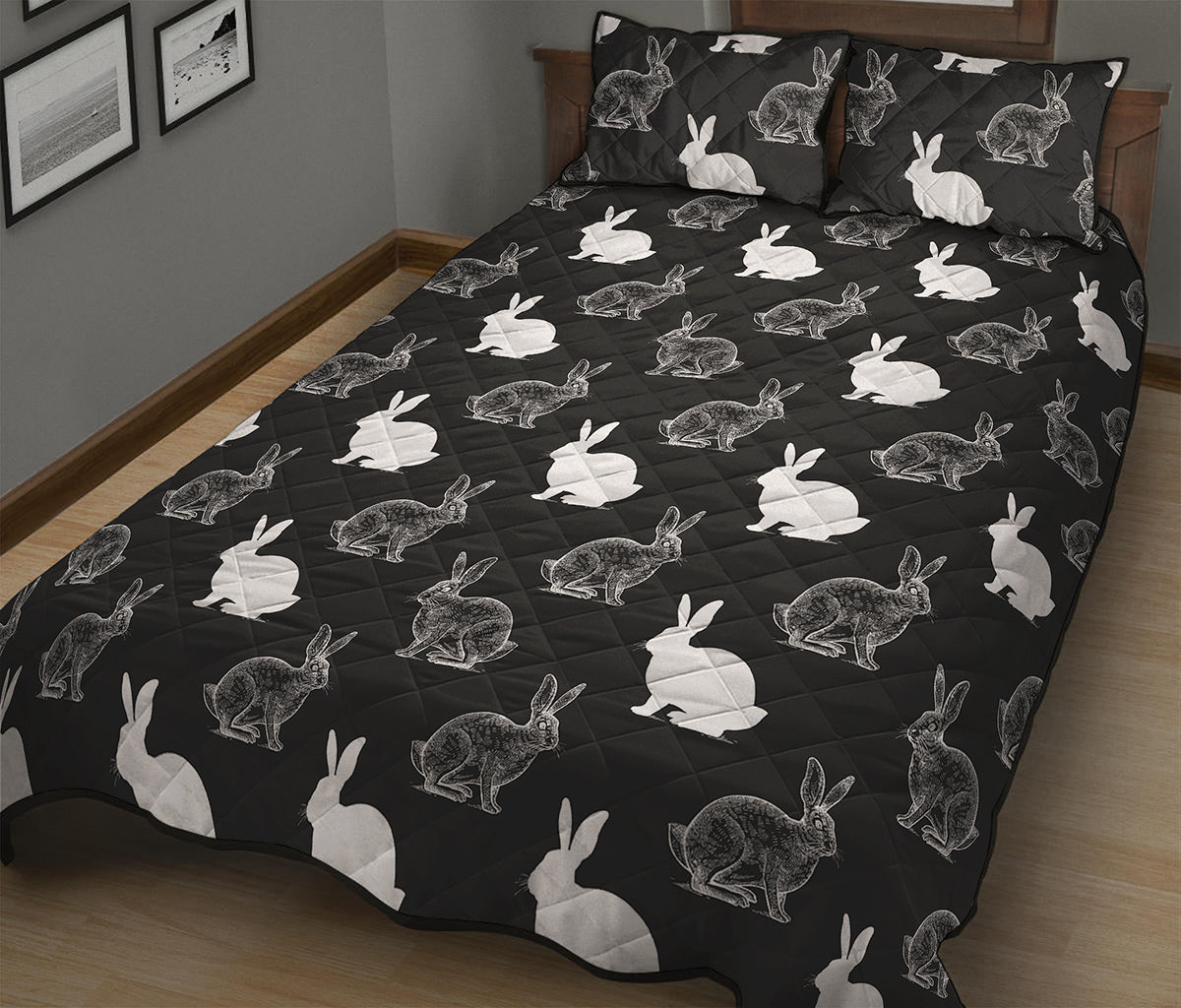 Black And White Rabbit Pattern Print Quilt Bed Set