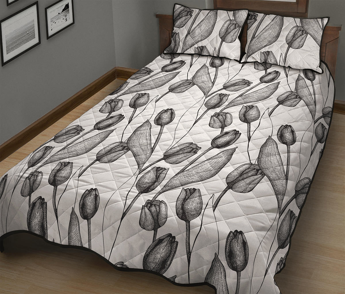 Black And White Tulip Pattern Print Quilt Bed Set