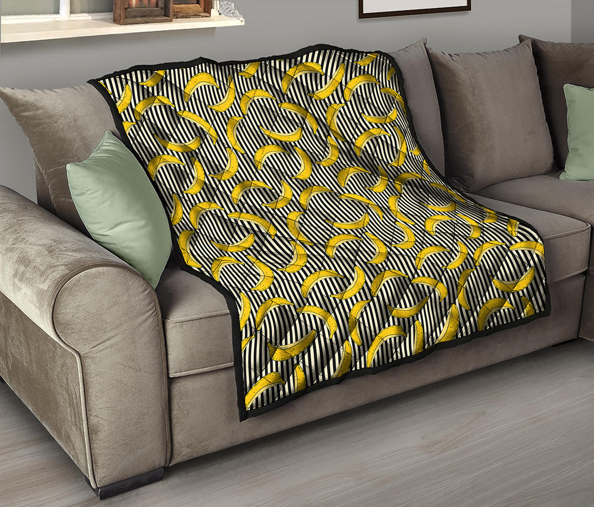 Black Striped Banana Pattern Print Quilt