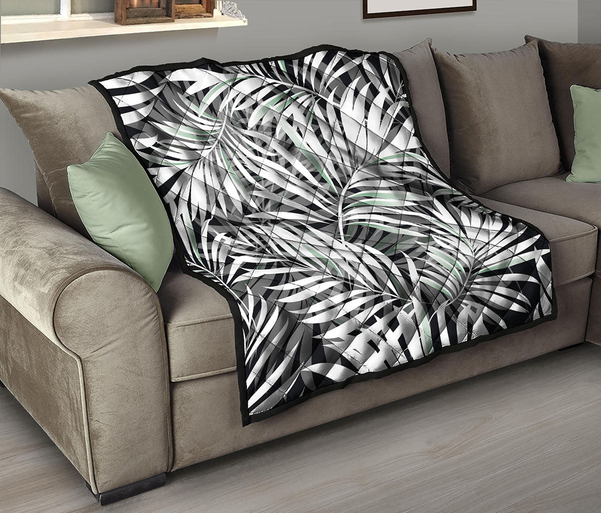 Black White Tropical Leaf Pattern Print Quilt