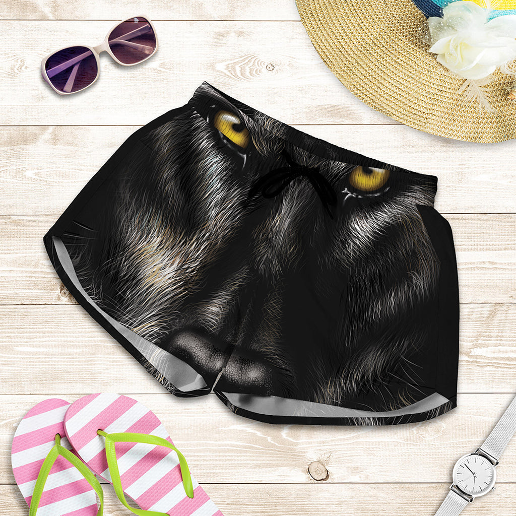 Black Wolf Portrait Print Women's Shorts