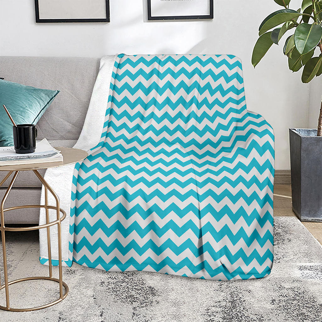 Blue And White Chevron Pattern Print Blanket