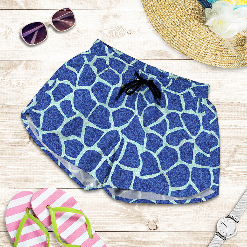 Blue Giraffe Print Women's Shorts