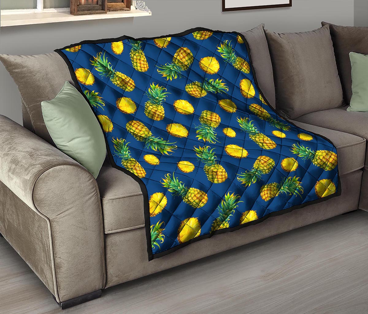 Blue Pineapple Pattern Print Quilt