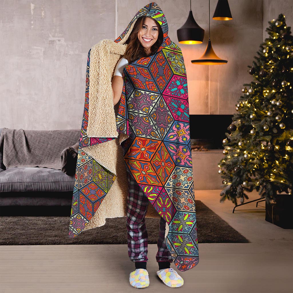 Bohemian Indian Box Pattern Print Hooded Blanket