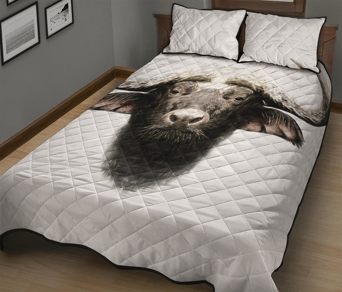 Bull Portrait Print Quilt Bed Set