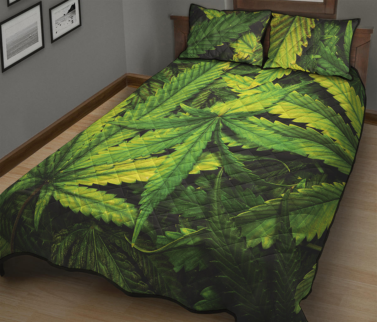 Cannabis Print Quilt Bed Set