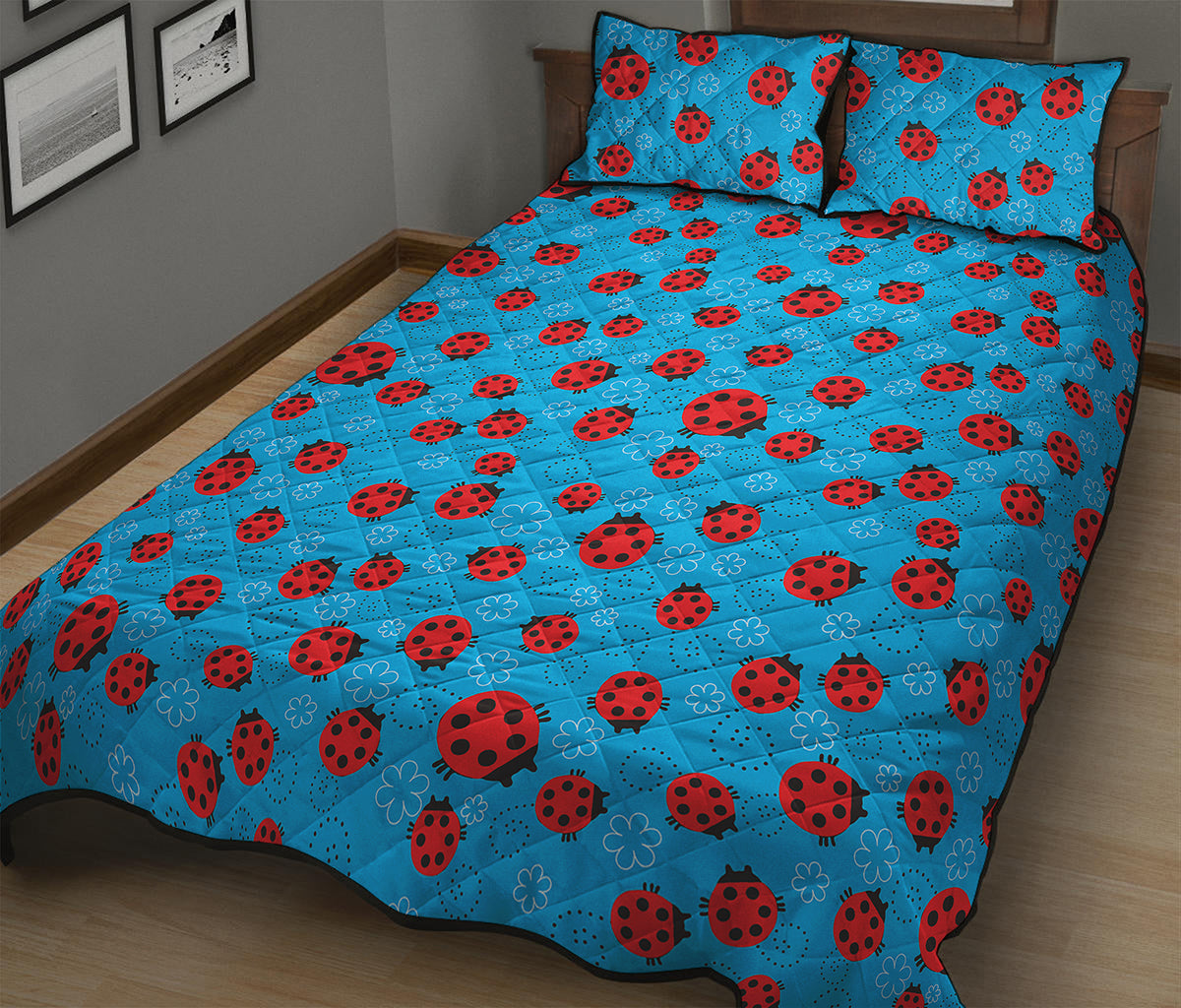Cartoon Ladybird Pattern Print Quilt Bed Set
