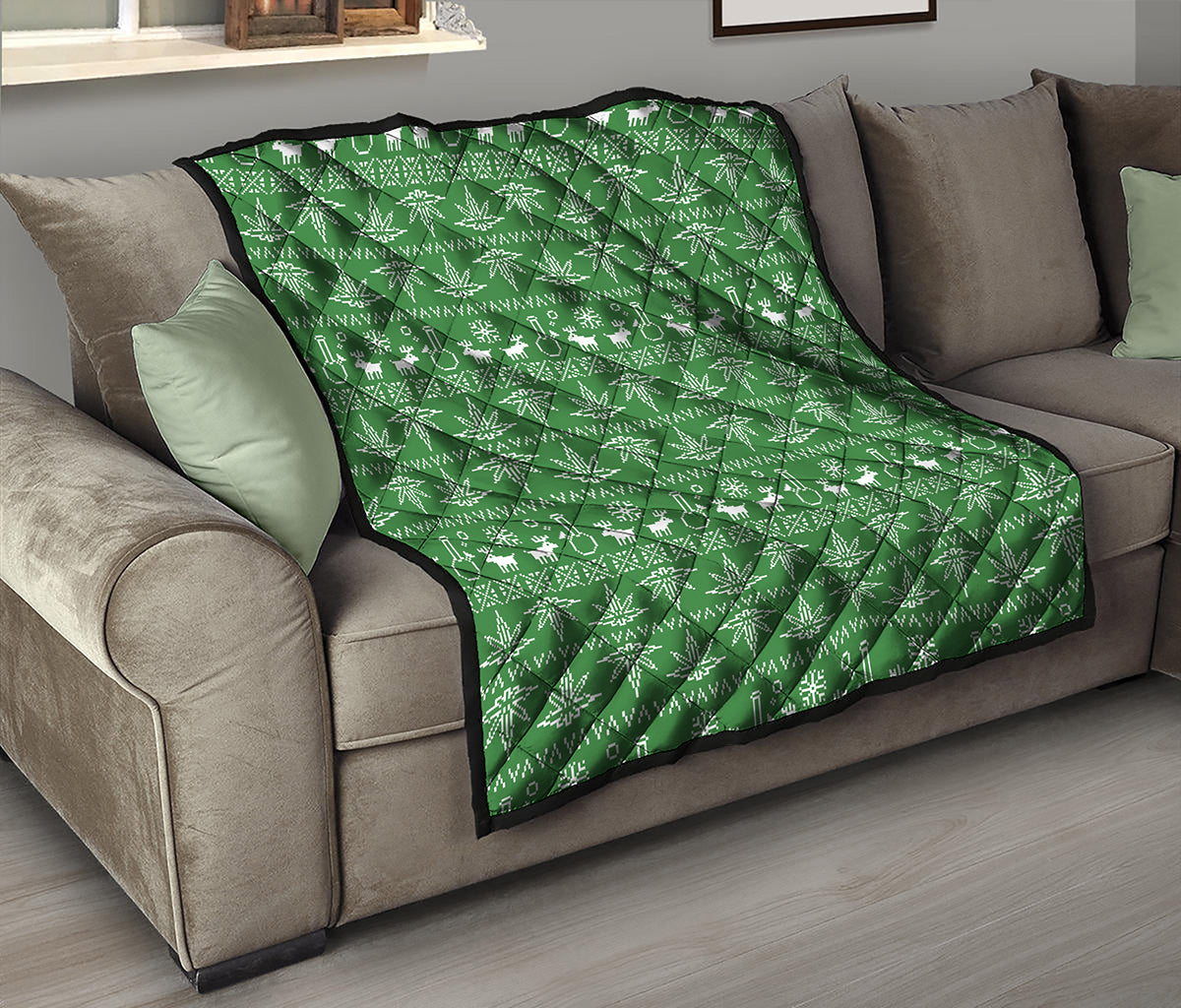 Christmas Pot Leaf Pattern Print Quilt
