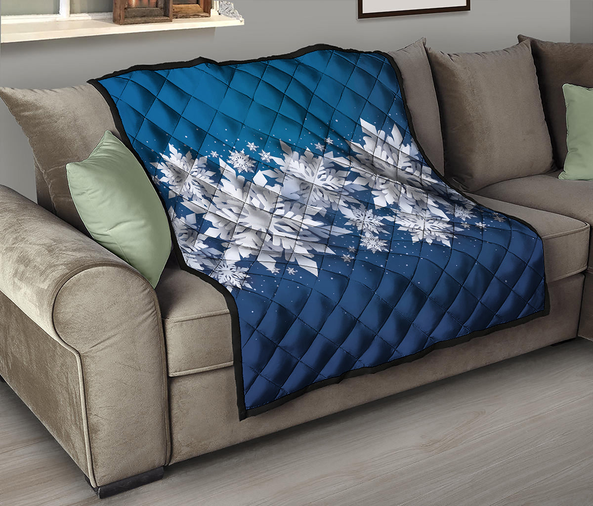 Christmas Snowflake Print Quilt