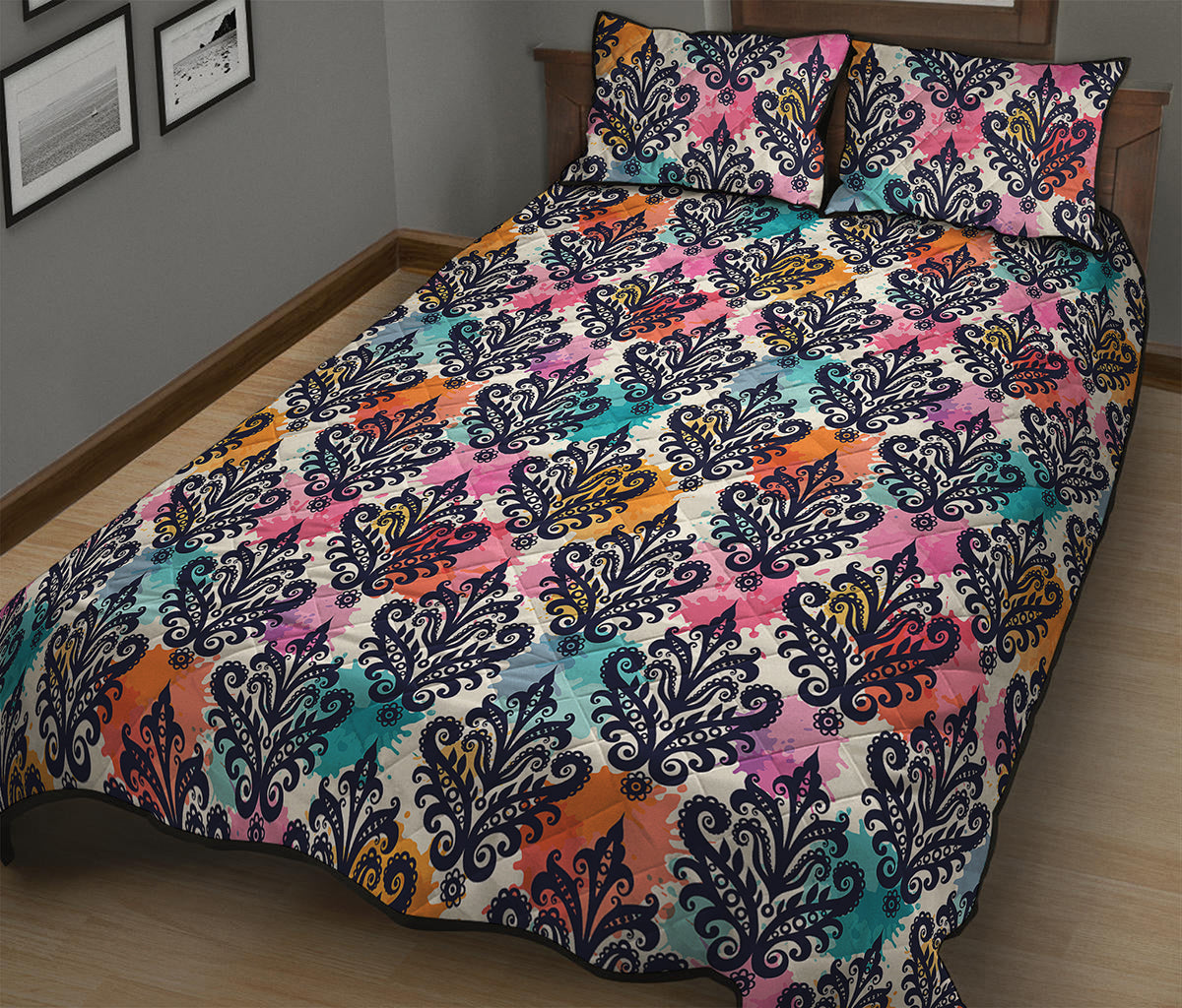 Colorful Damask Pattern Print Quilt Bed Set