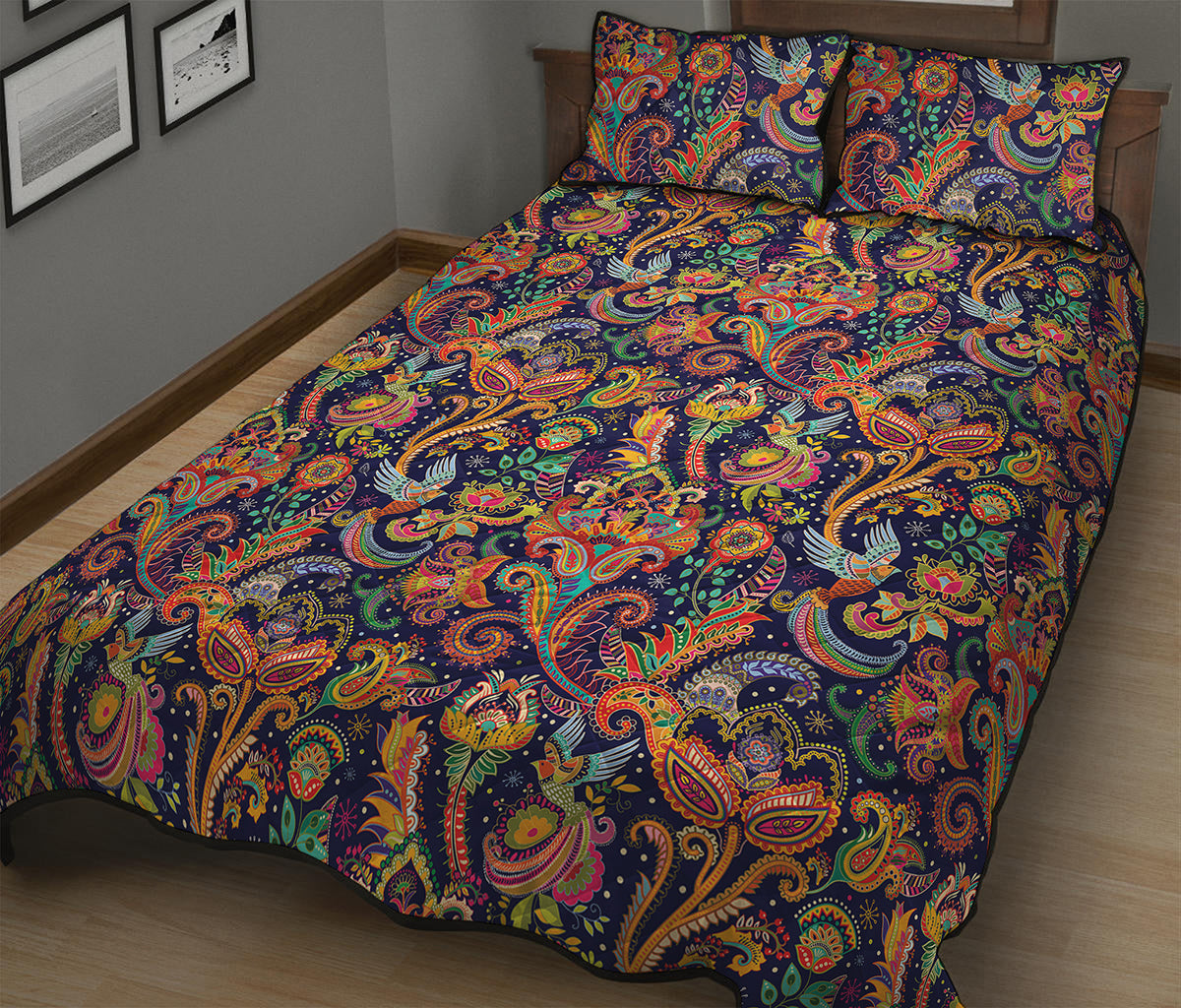 Colorful Indian Paisley Pattern Print Quilt Bed Set