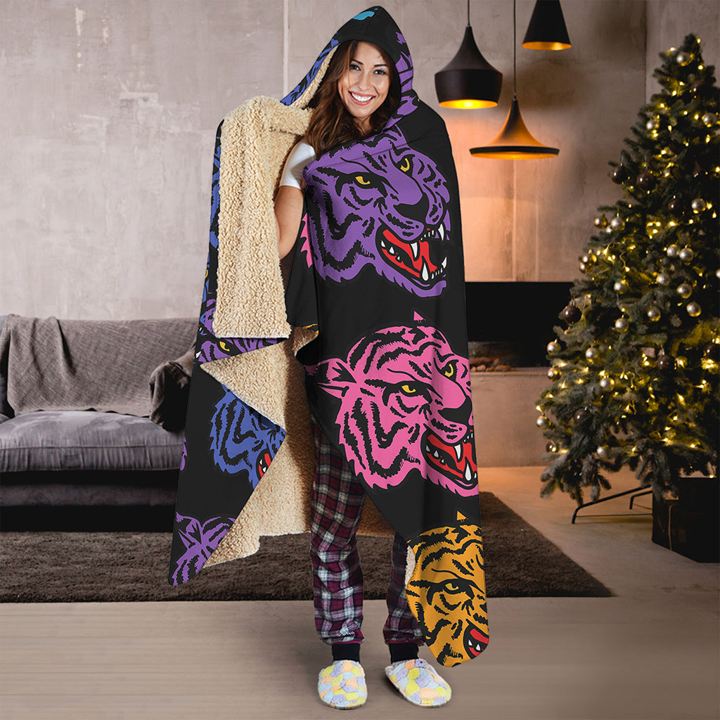Colorful Tiger Head Pattern Print Hooded Blanket